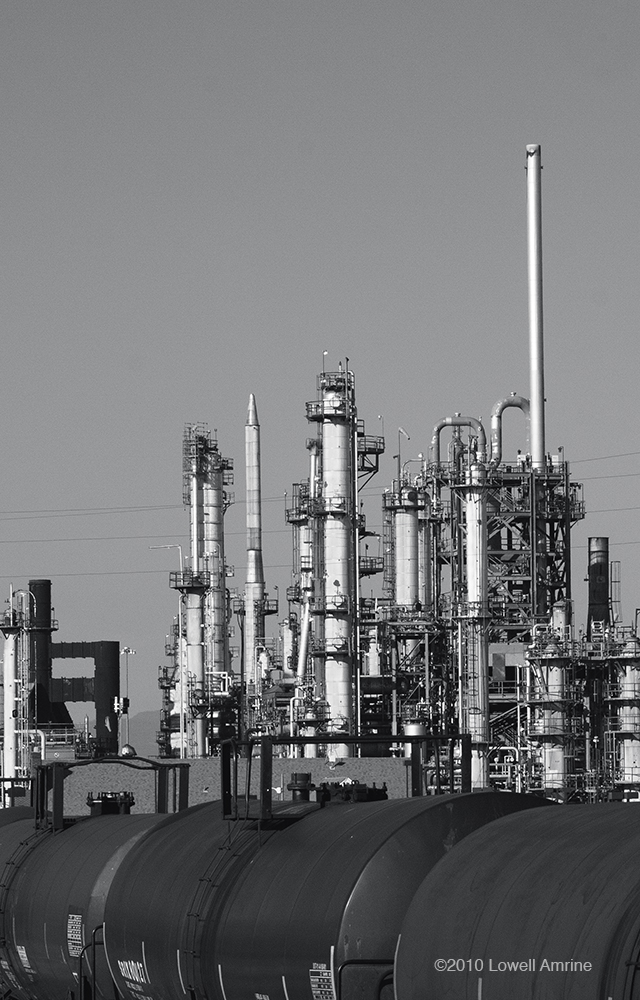 Oil refinery Commerce City, CO